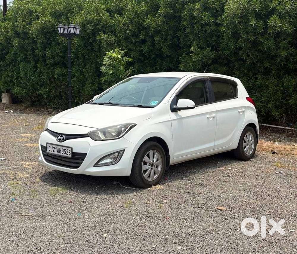 Hyundai I20 E 2014-2015 Sportz 1.4 Crdi, 2014, Diesel
