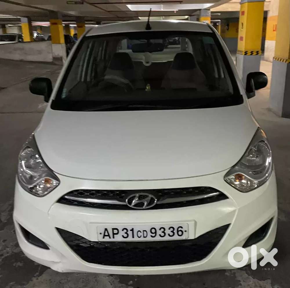 Excellent Hyundai. I 10, Era 2013 Model Only 16000 Kms., Run 1st Owner
