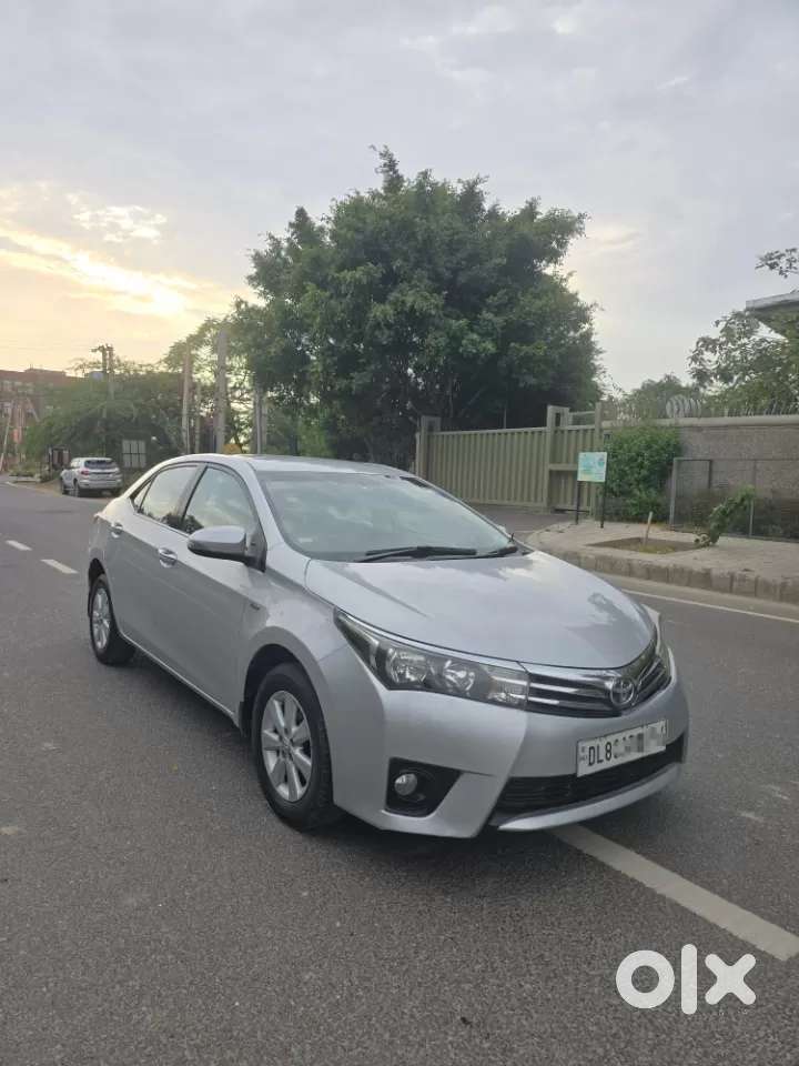 Toyota Corolla Altis 1.8 G Cvt, 2014, Petrol