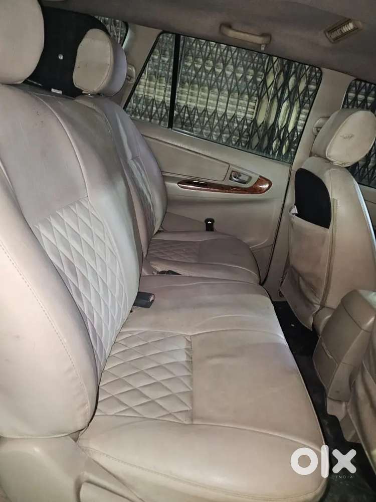 Toyota Innova 2008 Km Driven