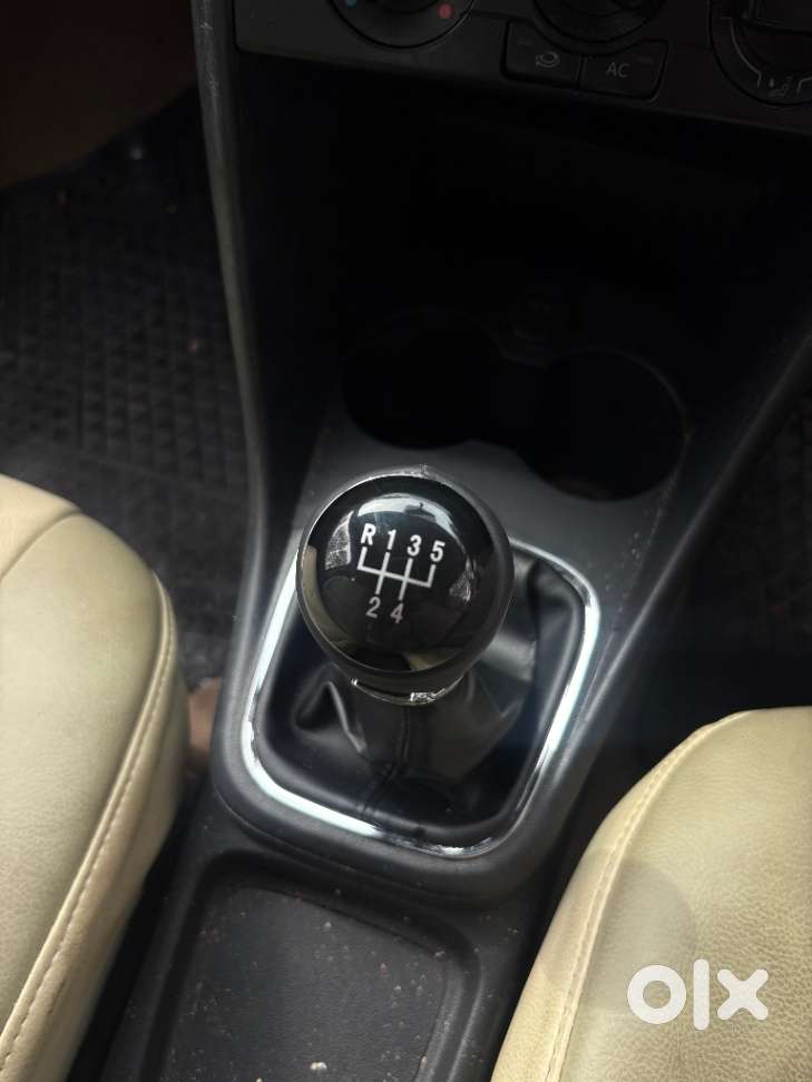 Volkswagen Polo Petrol Trendline 1.2l, 2014, Petrol