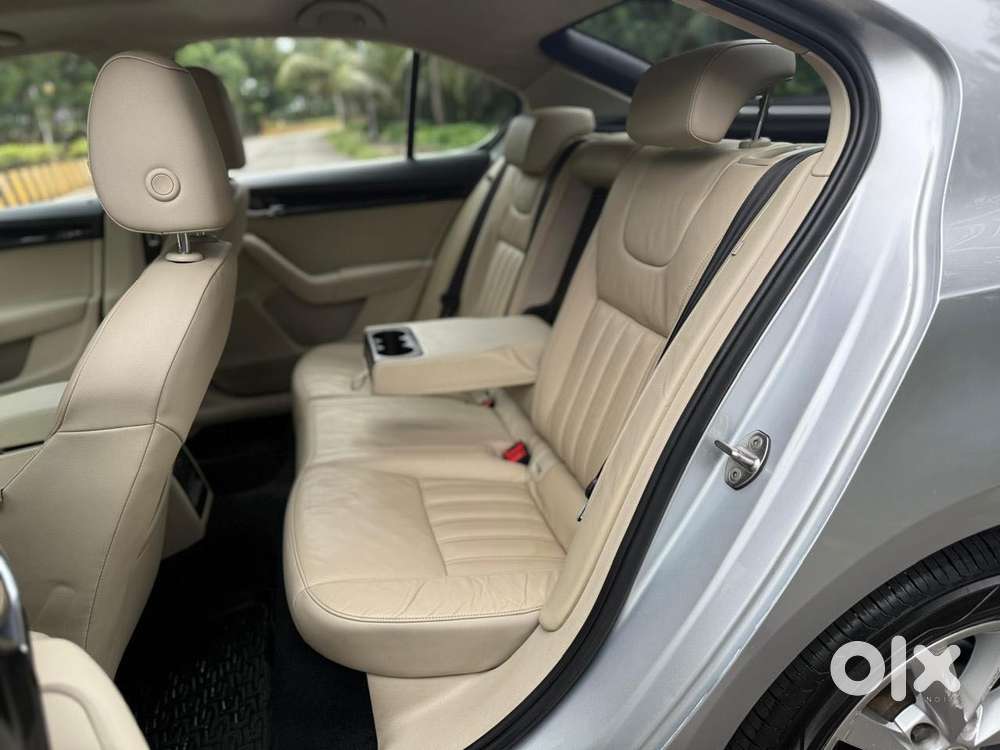 Skoda Octavia 2.0 L K Tsi At, 2018, Petrol