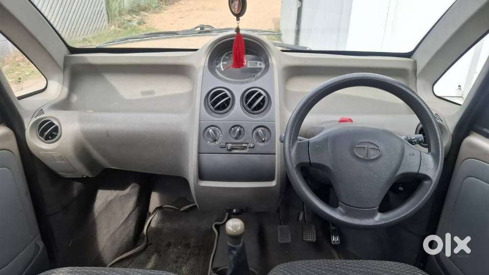 Tata Nano Xe, 2010, Petrol