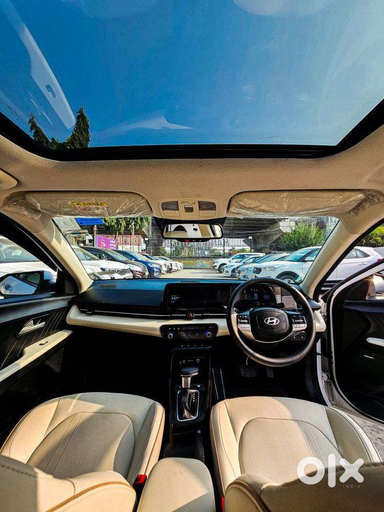 Hyundai Verna 1.5 Sx (o) Vtvt Ivt, 2023, Petrol