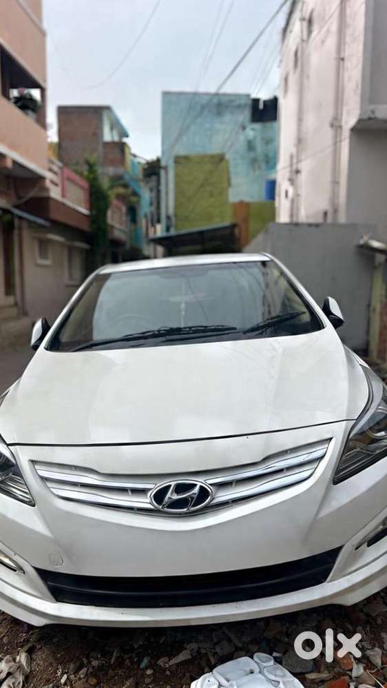 Hyundai Verna 2017 Petrol 39500 Km Driven