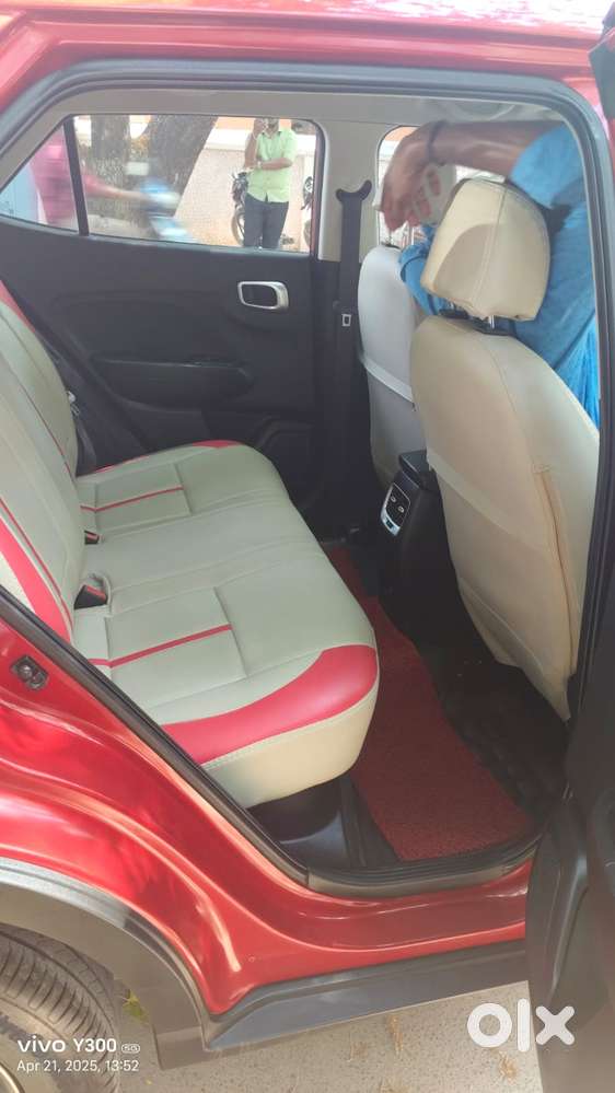 Hyundai Venue 1.2 S Plus, 2021, Petrol