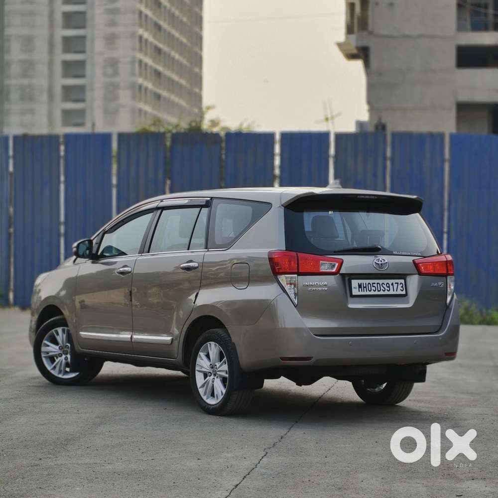 Toyota Innova Crysta 2001 Diesel Well Maintained