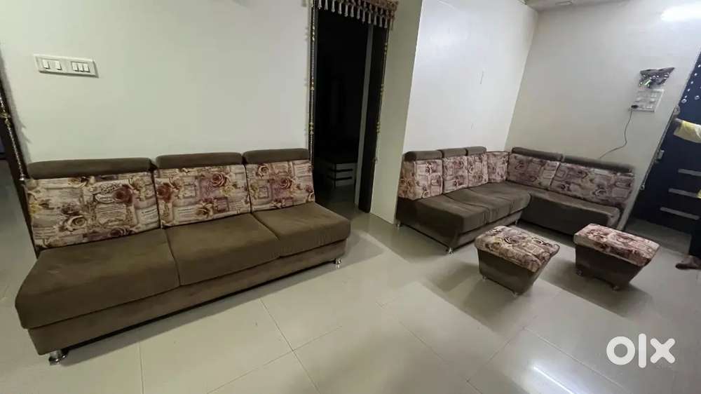 Complete Living Room Sofa Set & 2 FREE Single-Seater Stools