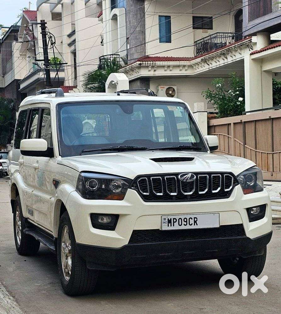 Mahindra Scorpio S10 7 Seater, 2015, Diesel