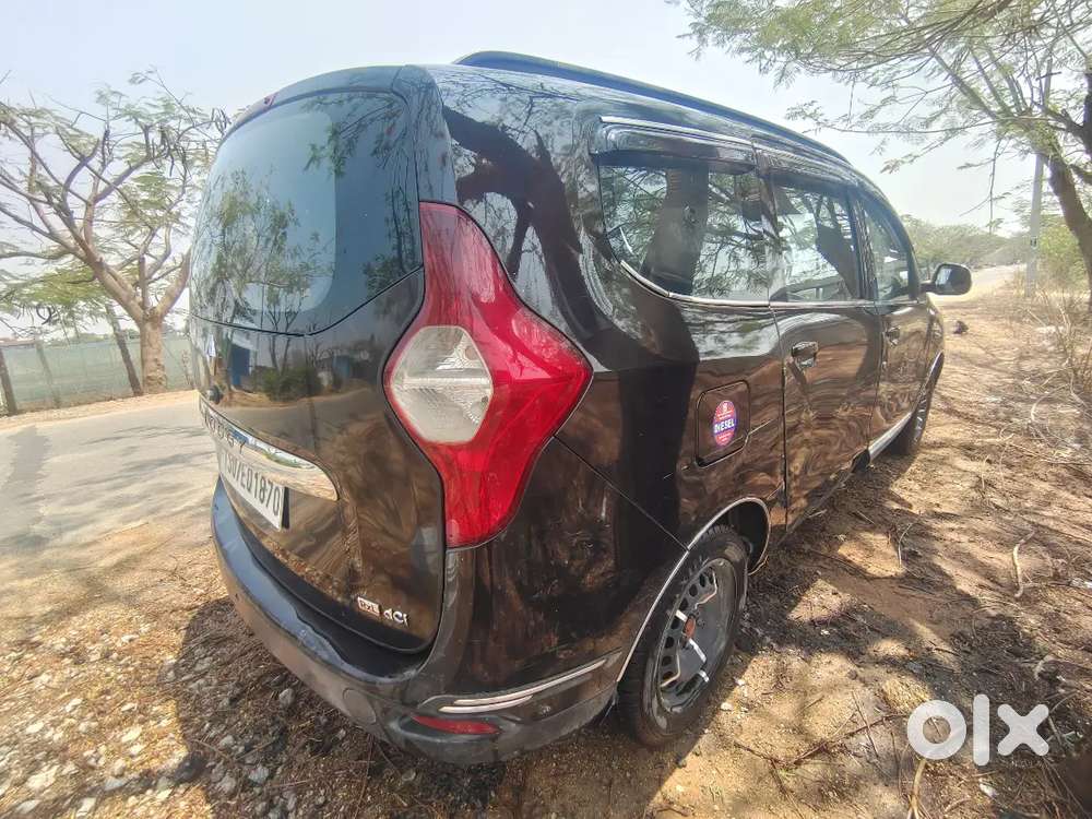 Renault Lodgy 2015 Diesel Well Maintained