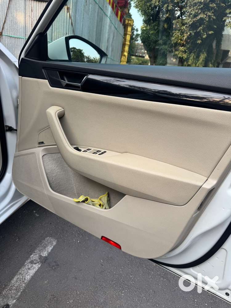 Skoda Superb L & K  Tsi Automatic 2018 Model