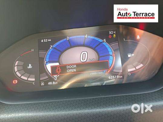 Nissan Magnite 1.0 Xv Turbo Cvt, 2022, Petrol