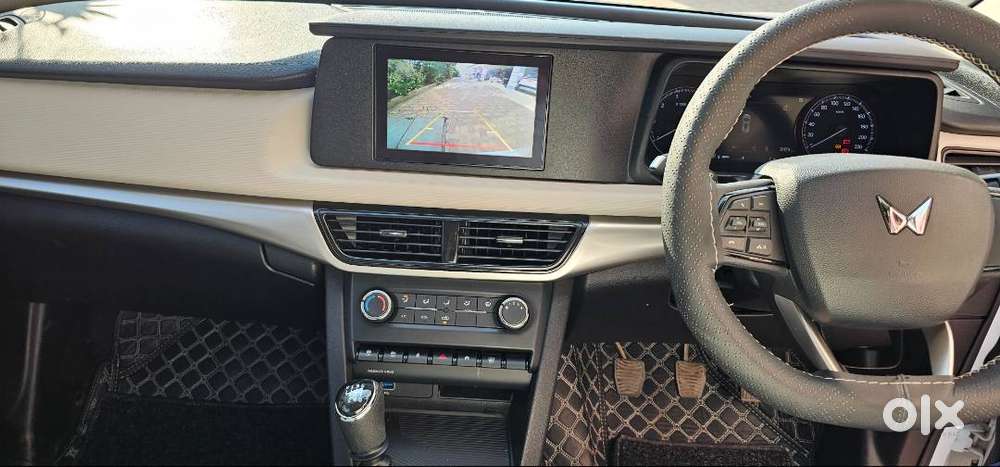 Mahindra Xuv 700 2.0 L Turbo Petrol Mx  5 Seater  Variant For Sale