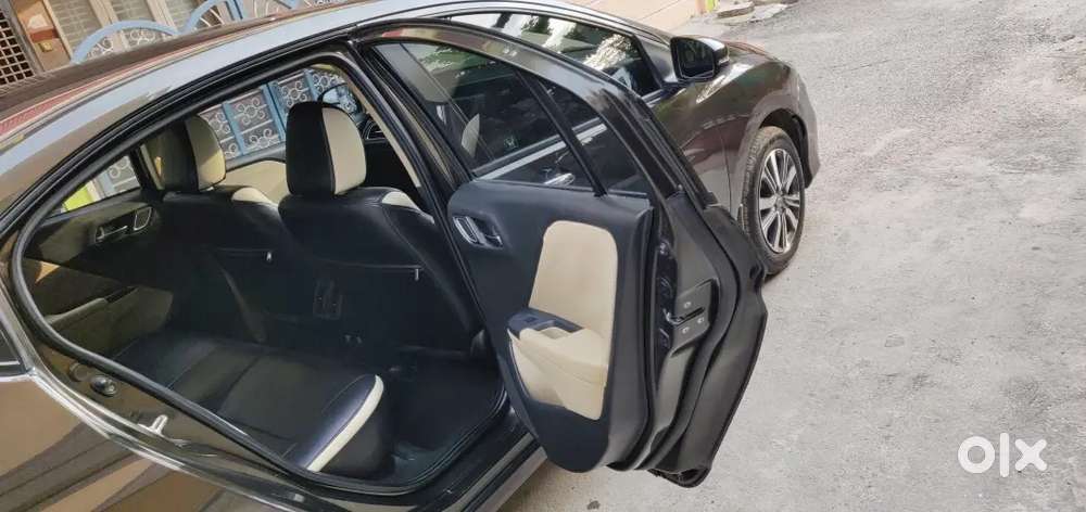 Cleanest & Well Maintained Honda City Ivtec Cvt, 2017 Single Owner.