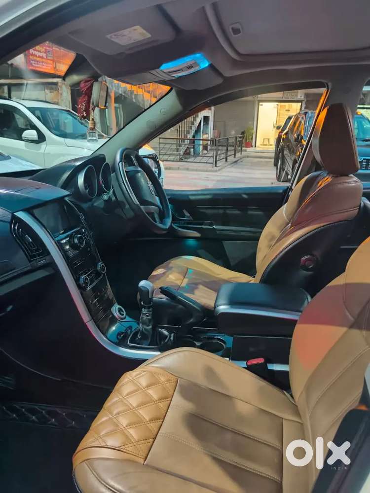 Top Model Xuv500 2018 Sunroof Model Push Button Start Key Less Entry