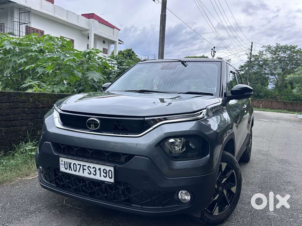Tata Punch 1.2 Revotron Creative Ira Dual Tone, 2024, Petrol