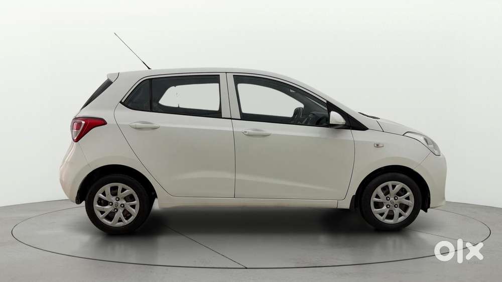 Hyundai Grand I10 2016-2017 Magna At, 2017, Petrol