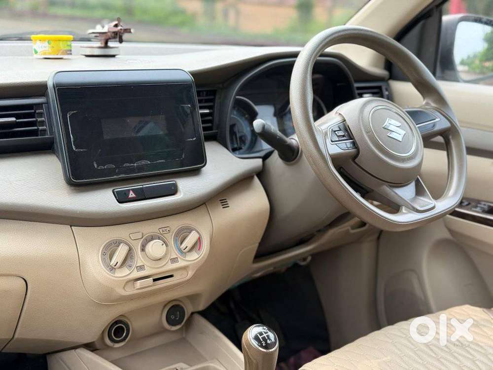 Maruti Suzuki Ertiga 1.5 Vxi, 2021, Petrol