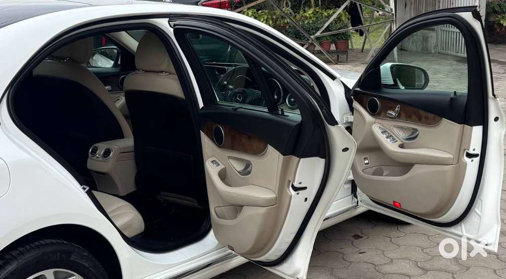 Mercedes Benz C-220 Cdi Avantgarde 59000 Kms Chandigarh Registration..