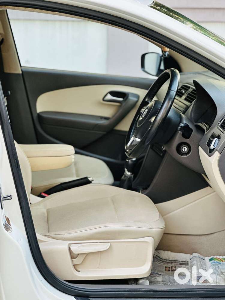 Volkswagen Vento 2010-2013 Diesel Highline, 2014, Diesel