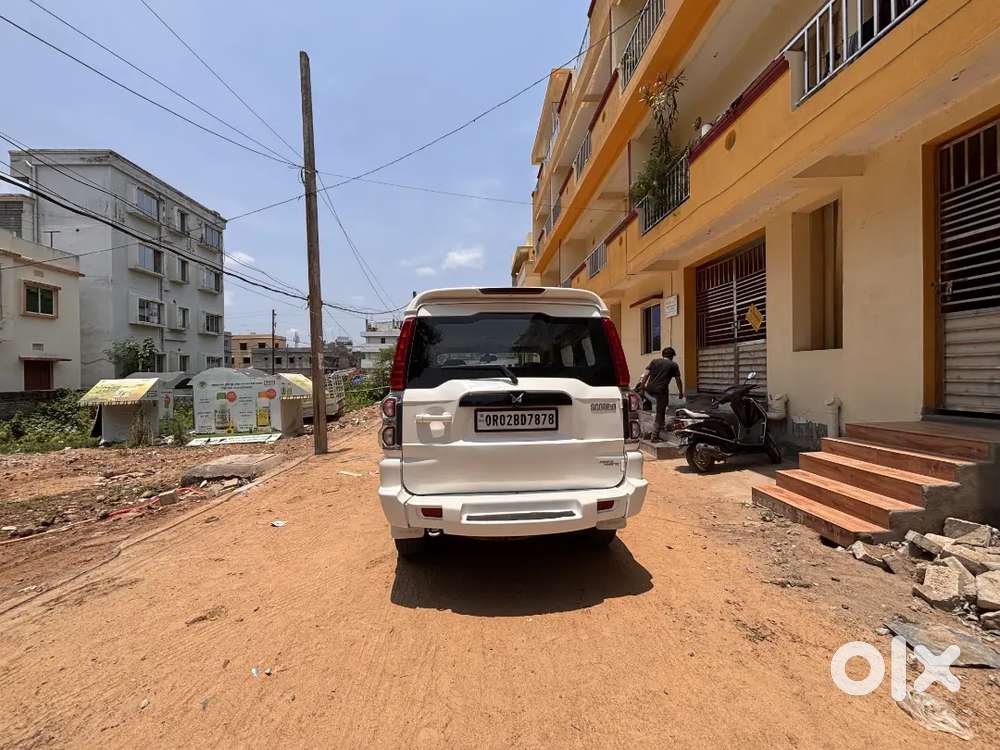 Mahindra Scorpio Classic 2010 Diesel 80000 Km Driven