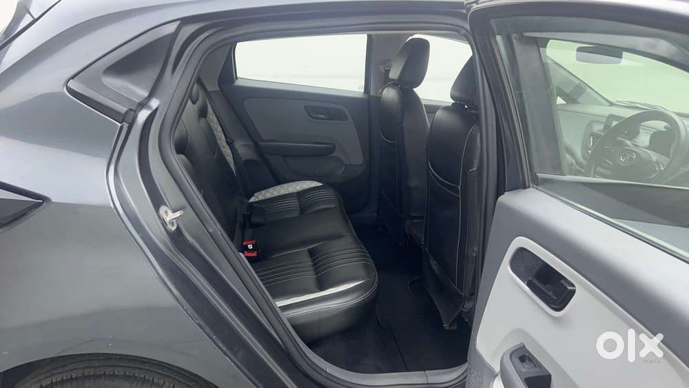 Tata Altroz 1.2 Xm, 2021, Petrol