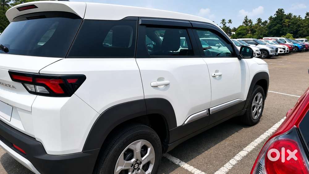 Maruti Suzuki Brezza, 2024, Petrol