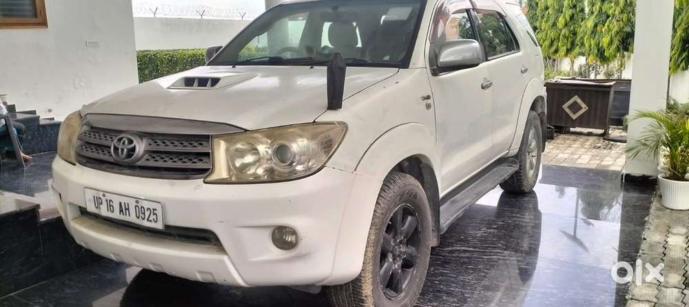 Toyota Fortuner Diesel 2011