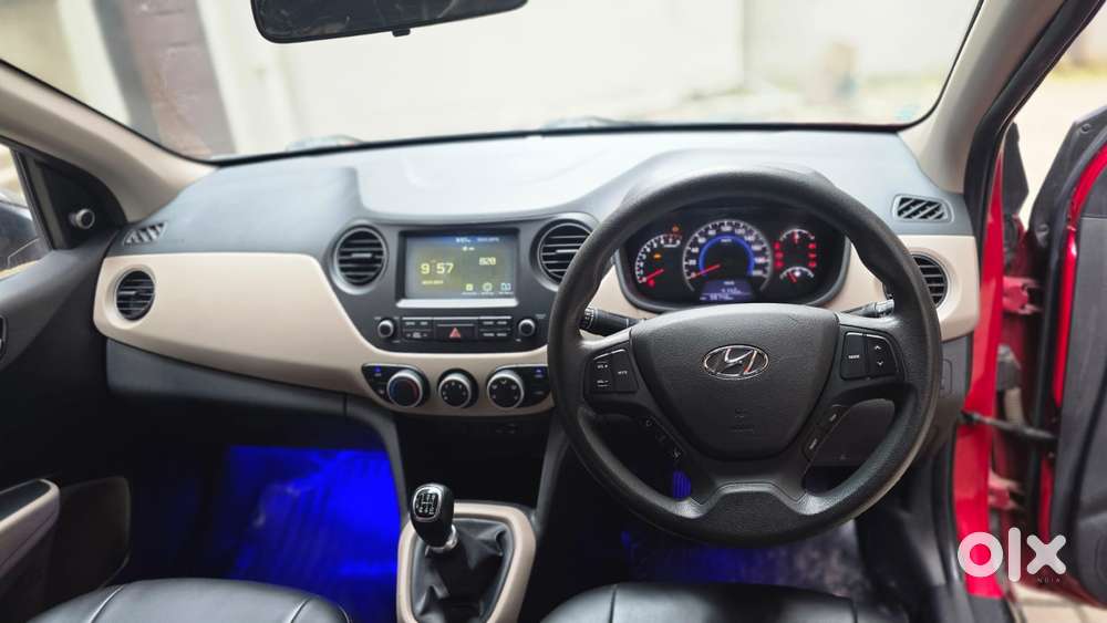 Hyundai Grand I10 Sportz, 2017, Petrol