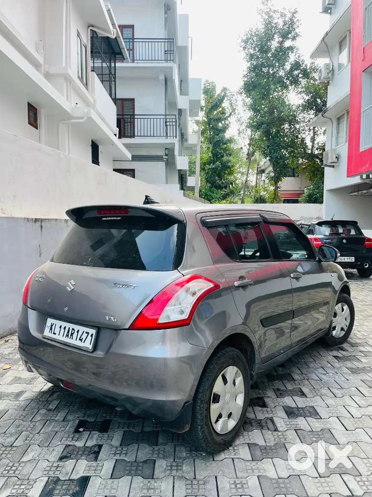 Maruti Suzuki Swift Petrol 2013