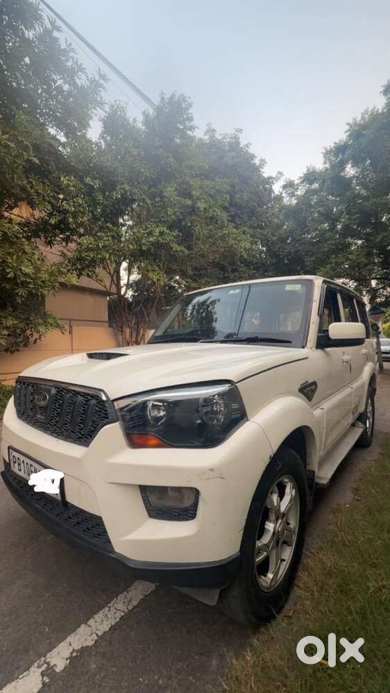 Mahindra Diesel Car 2015 Base Model