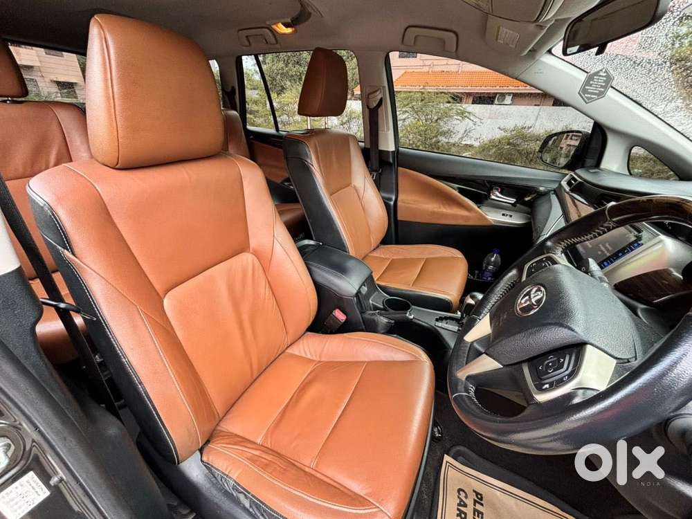 Toyota Innova Crysta 2.8z Automatic, 2016, Diesel