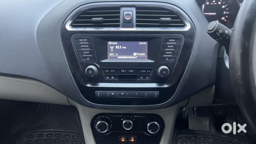 Tata Tiago Xza, 2018, Petrol