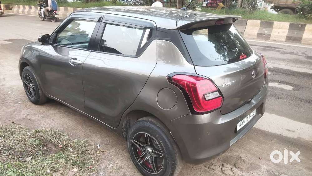 Maruti Suzuki Swift Vxi, 2021, Petrol