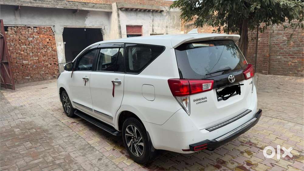 Toyota Innova Crysta 2025 Diesel