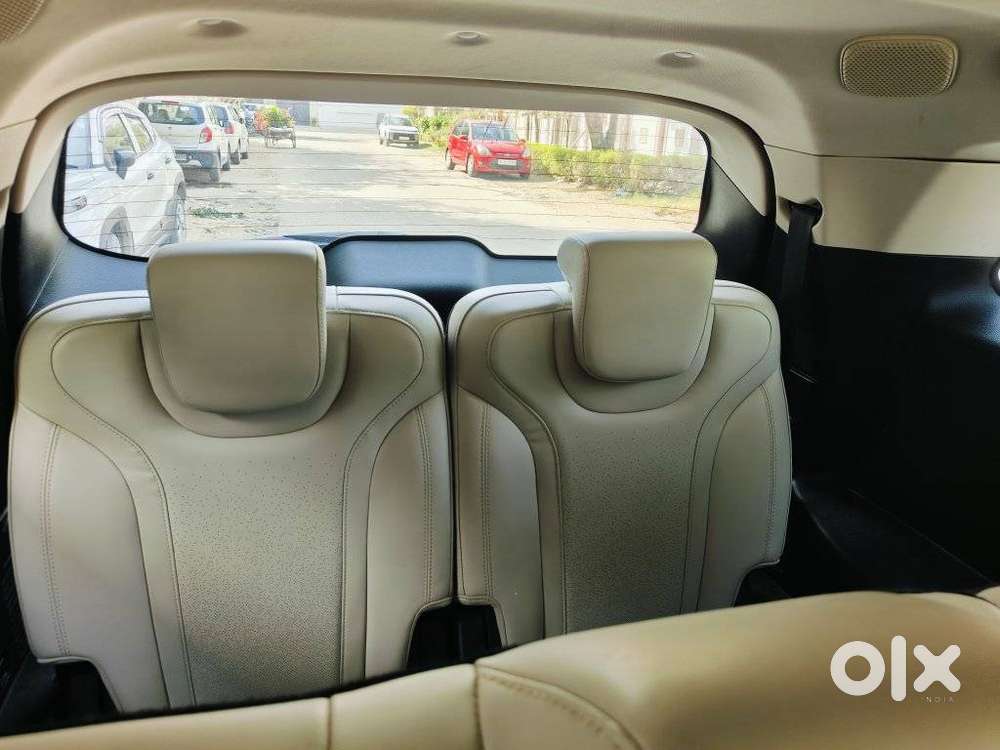 Mahindra Xuv700 2.2 Ax 7 Diesel At Luxury Pack Str, 2024, Diesel