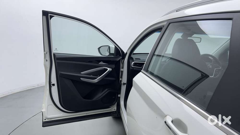 Mg Hector Sharp At, 2022, Petrol