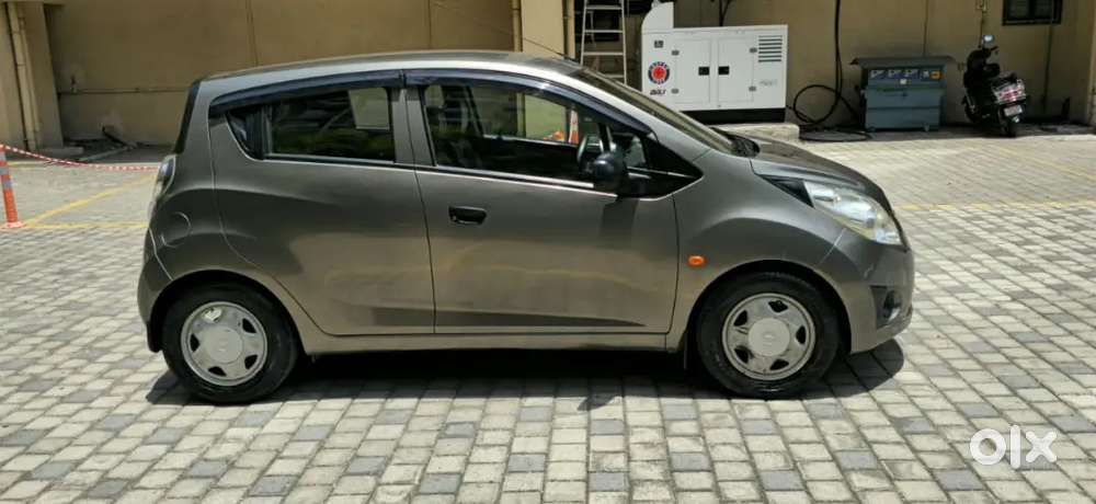 Chevrolet Beat Lt Petrol 2013