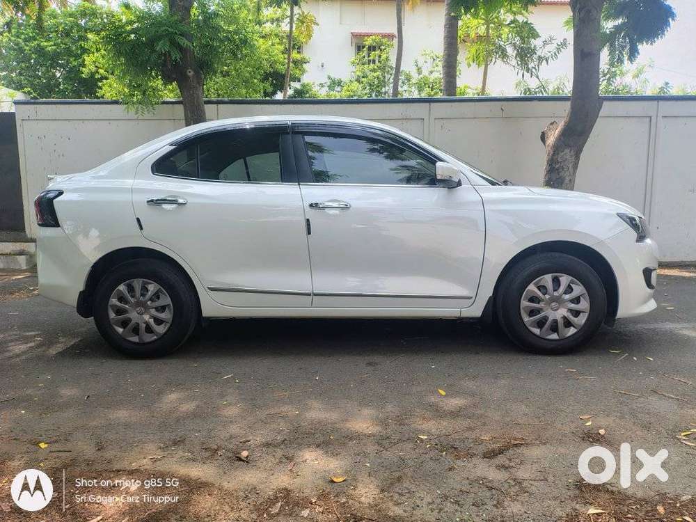 Maruti Suzuki Swift Dzire Vxi(o) Amt, 2025, Petrol