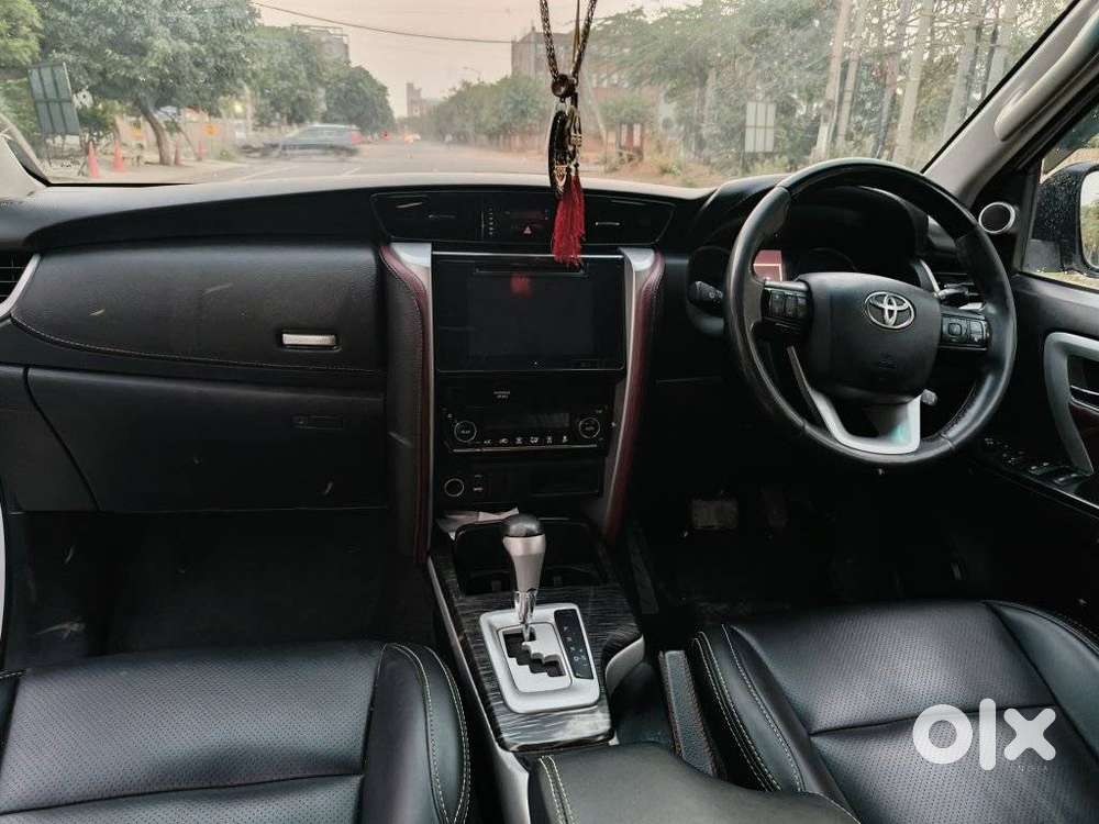 Toyota Fortuner 4x2 At 2.8 Diesel, 2019, Diesel