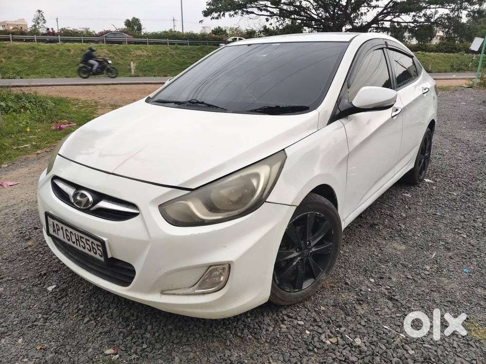 Hyundai Verna, 2013, Diesel