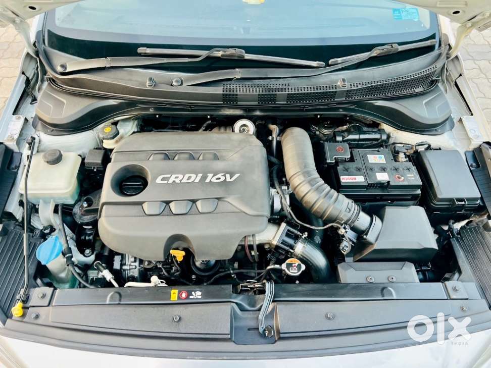 Hyundai Verna 1.6 Sx (o) Crdi Anniversary Edition, 2018