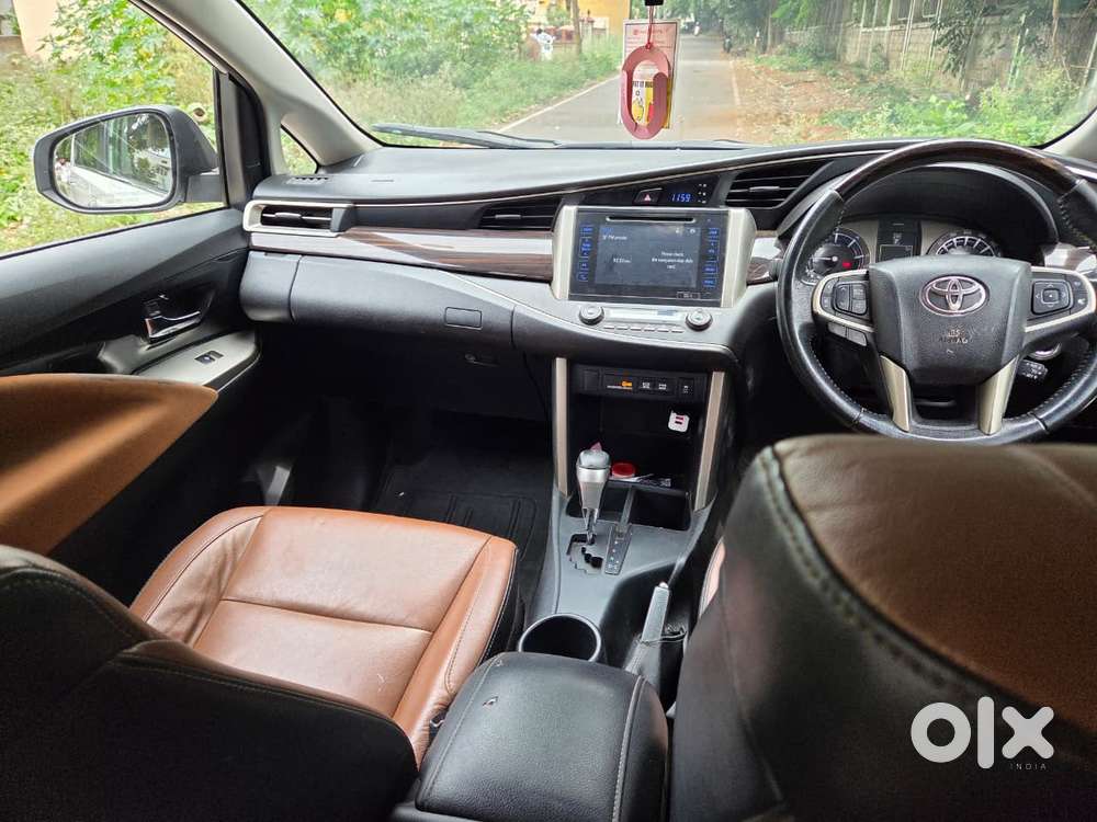 Toyota Innova Crysta 2.8 Z, 2017, Diesel