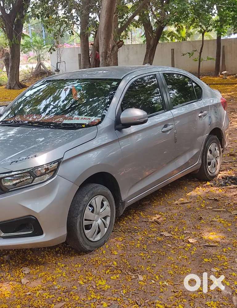 Hond Amaze Rde S Mt (i-vtec), Colour :lunar Silver Metalli