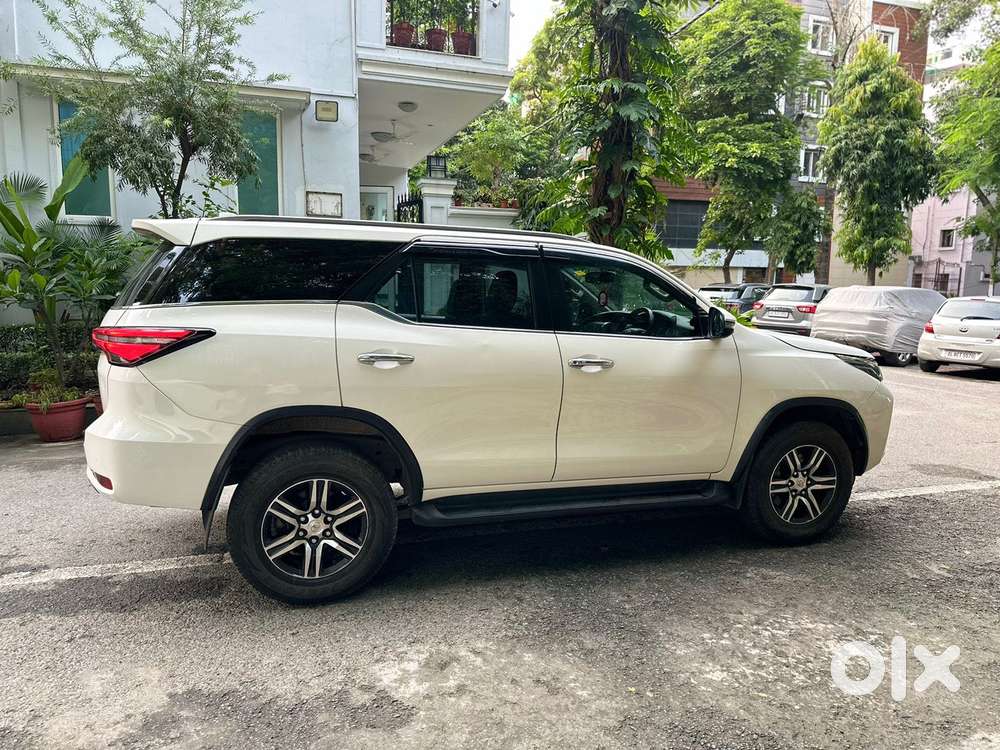 Toyota Fortuner [2021-ongoing] 2.8 2wd Diesel At, 2022, Diesel