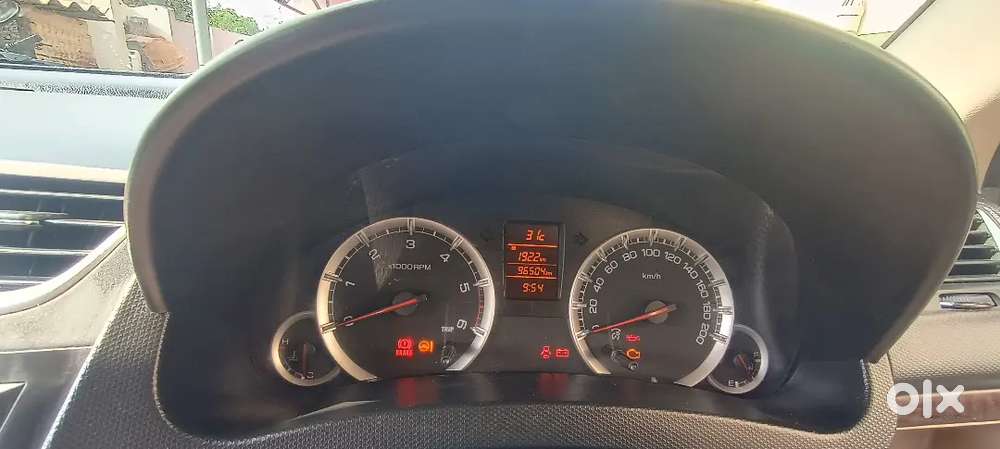 Maruti Suzuki Swift Dzire 2013
