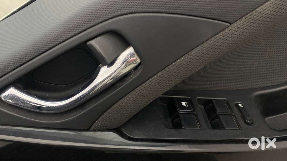 Tata Nexon 1.2 Revotron Xza Plus, 2019, Petrol