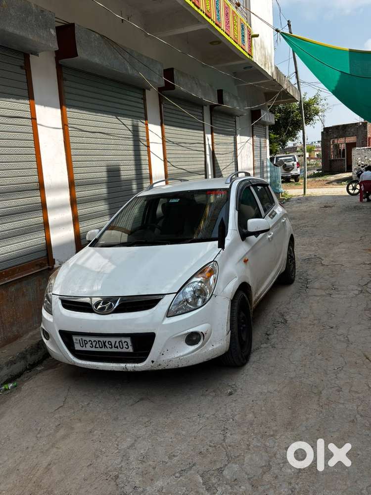Hyundai I20 Cng & Hybrids 75000 Km Driven
