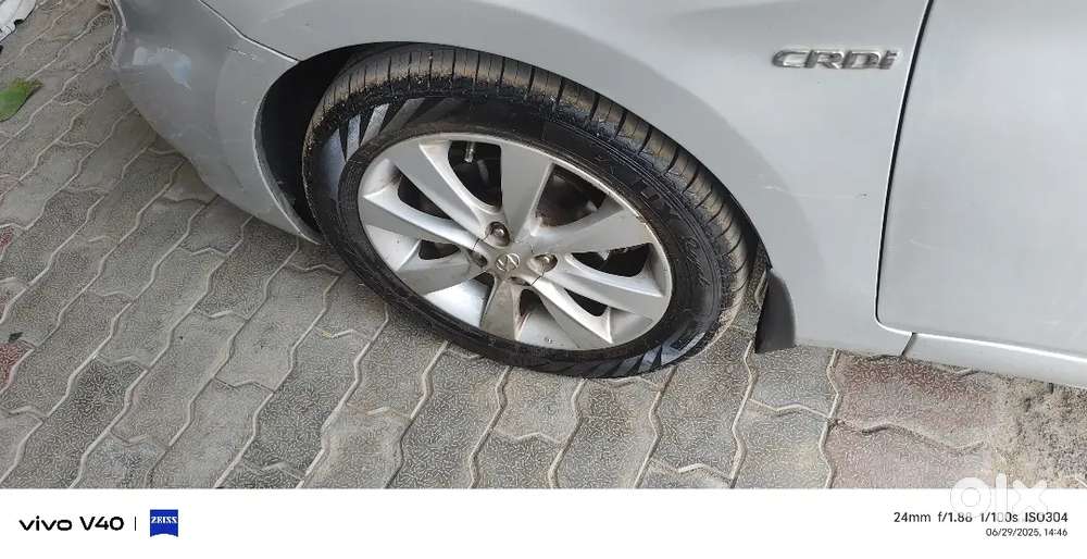 Hyundai Verna 2011