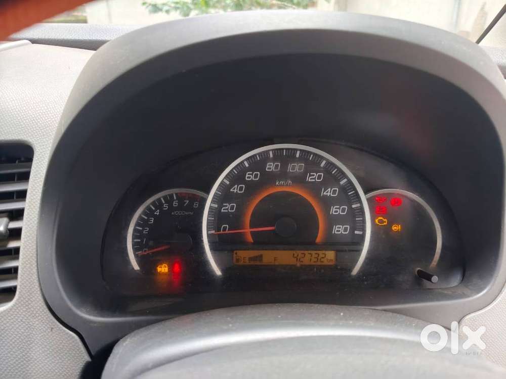 Maruti Suzuki Wagonr Vxi (2012)